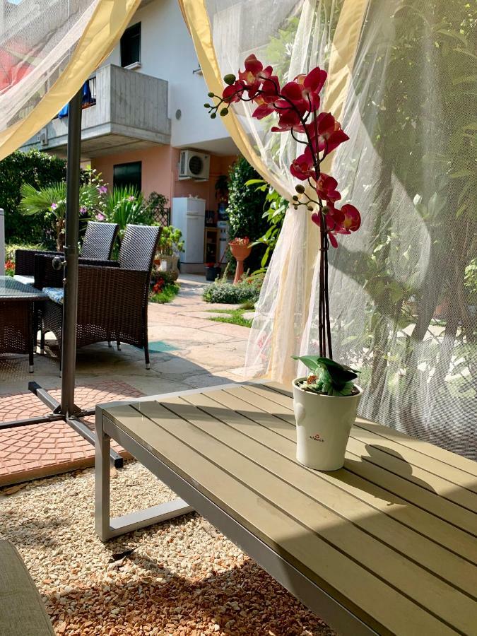 B&B Garda 4U 데센자노델가르다 외부 사진